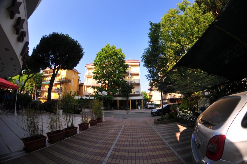 Hotel Antonella Lido di Classe Exterior foto